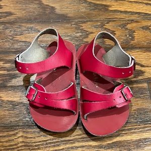 GUC Sun San SeaWees sandals size toddler 4